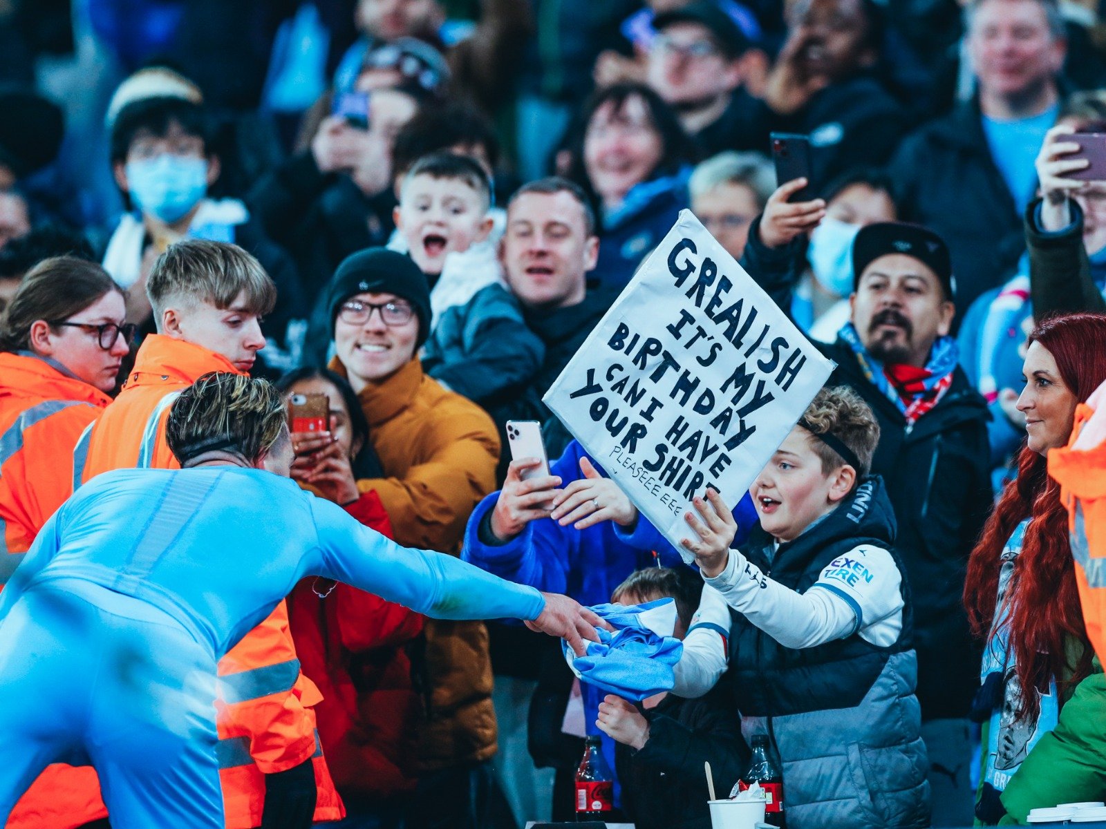 尤其是他在 尤其是他在