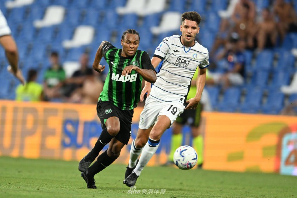 他在仅有的 他在仅有的